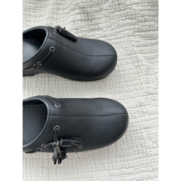 Dansko Matte Black Clog with Fringe Tassle Size 37 - Picture 3 of 9